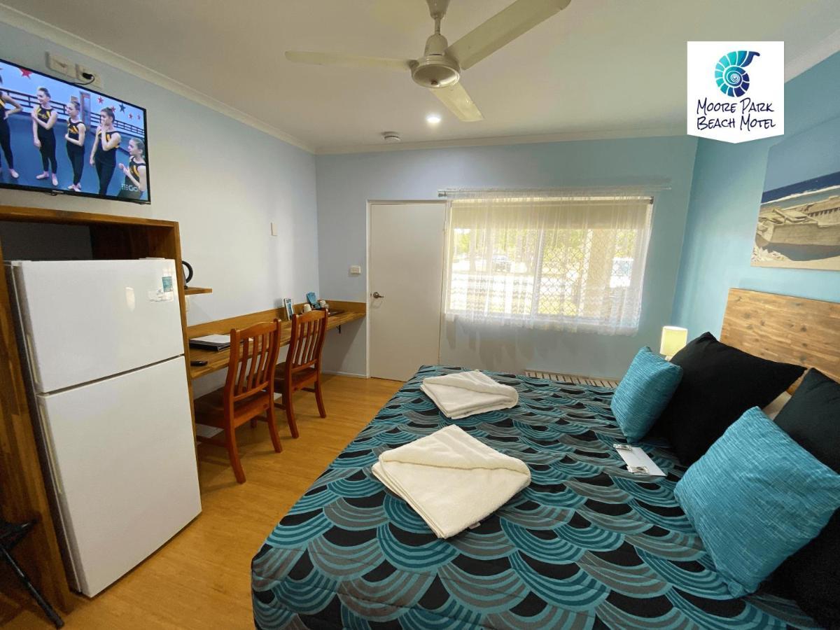 Moore Park Beach Inn Бандаберг Екстериор снимка